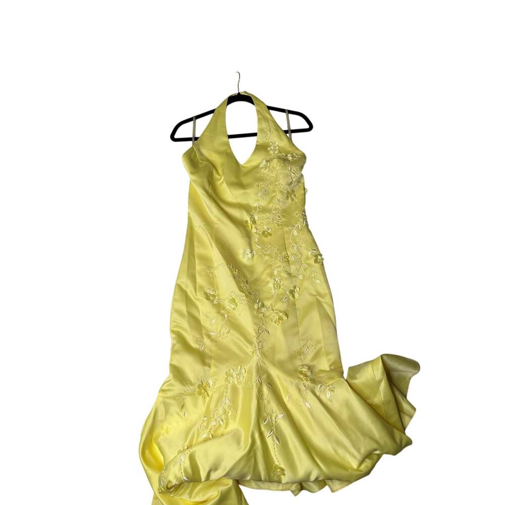 Vintage Cinderella Yellow Flower Applique Mermaid Halter Dress